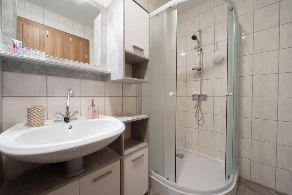 Apartmaji Koza Zgornje Gorje Exterior photo